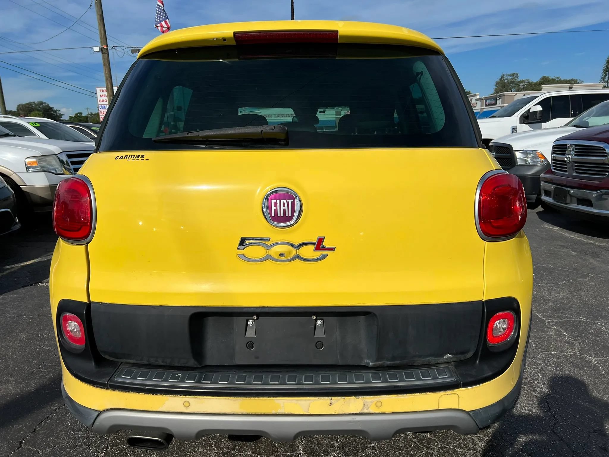 Used 2014 FIAT 500L Trekking w/ Popular Equipment Group FWD image 6