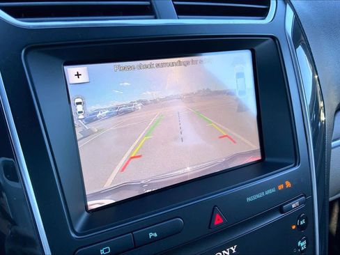 Used 2019 Ford Explorer Limited w/ Class III Trailer Tow Package image 27