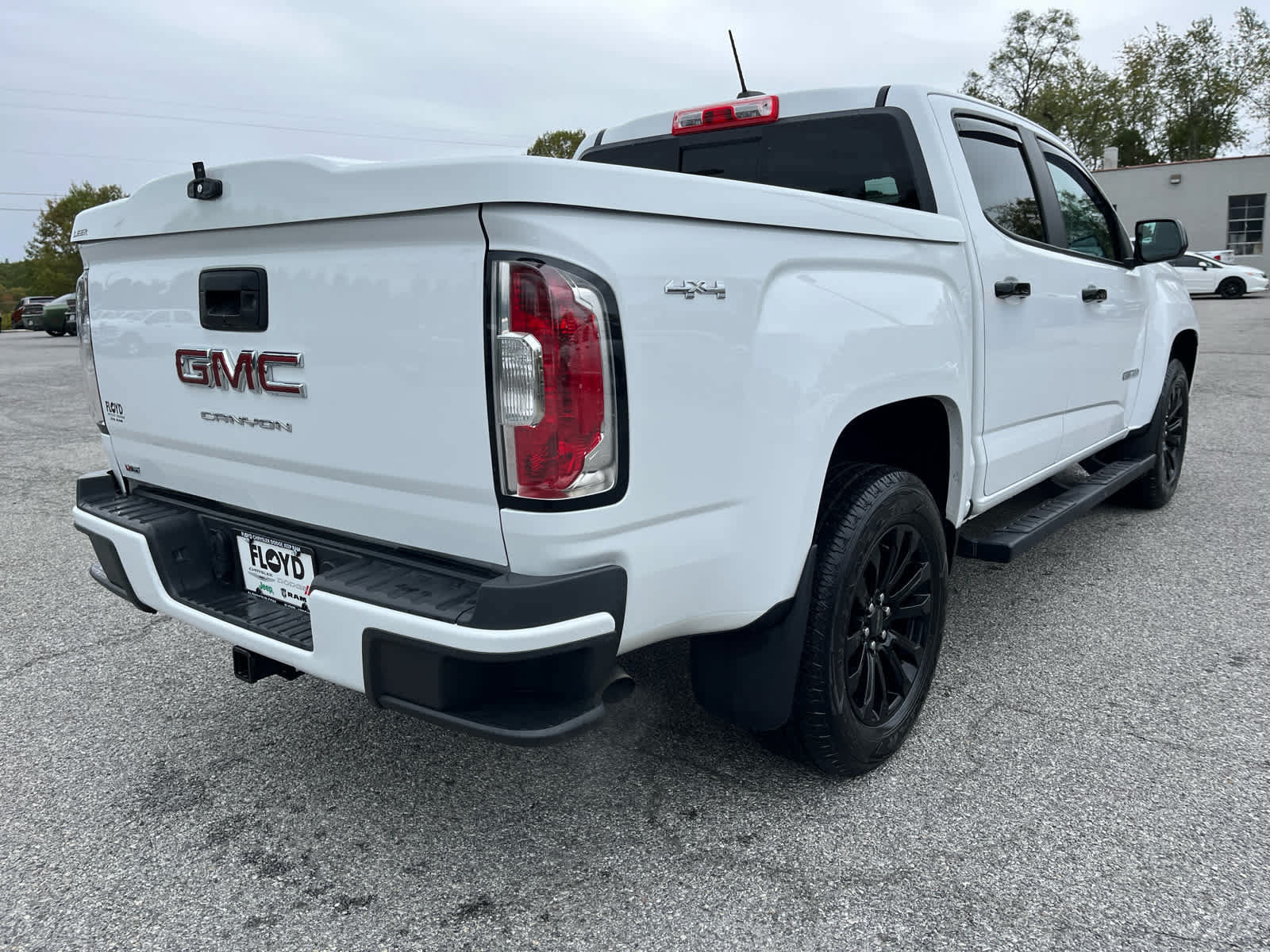 Used 2022 GMC Canyon Elevation w/ Trailering Package AWD/4WD image 3