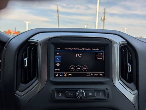 New 2026 Chevrolet Silverado 1500 Custom w/ LPO, Dark Essentials Package RWD image 17