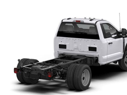 New 2026 Ford F550 4x4 Regular Cab Super Duty w/ XL Chrome Package image 25