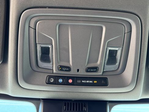 Used 2023 Chevrolet Silverado 1500 LT image 28