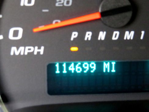 Used 2018 Chevrolet Express 3500 LT w/ LT Preferred Equipment Group image 8