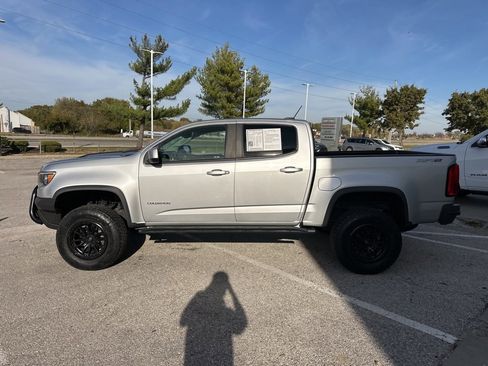 Used 2018 Chevrolet Colorado ZR2 image 17