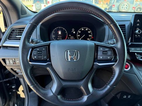 Used 2025 Honda Odyssey Sport-L image 13