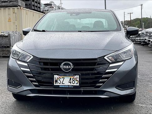 Used 2023 Nissan Versa SV FWD image 6