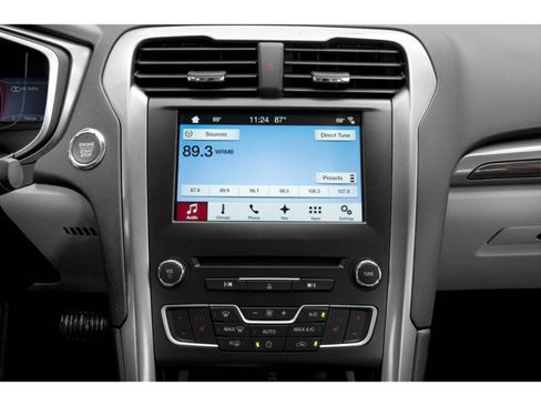 Used 2018 Ford Fusion S FWD image 5