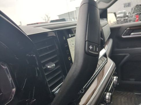 Used 2025 GMC Sierra 1500 Elevation image 27