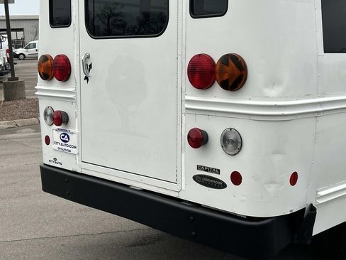 Used 2004 GMC Savana 3500 w/ School Bus Package image 12