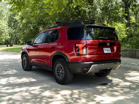 Used 2026 Honda Passport TrailSport image 6
