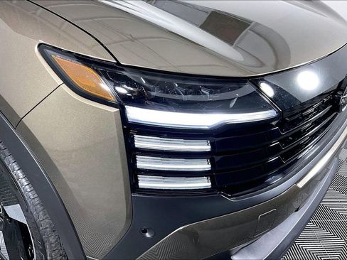 New 2026 Nissan Kicks SR w/ SR Premium Package image 35