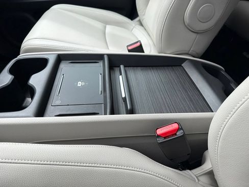 Certified 2026 Honda Odyssey EX-L image 13