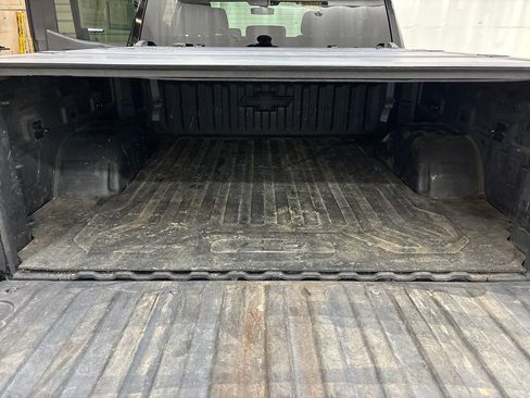 Used 2019 Chevrolet Silverado 1500 Custom w/ Custom Max Trailering Package AWD/4WD image 23