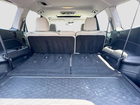 Used 2016 Honda Pilot Touring image 34