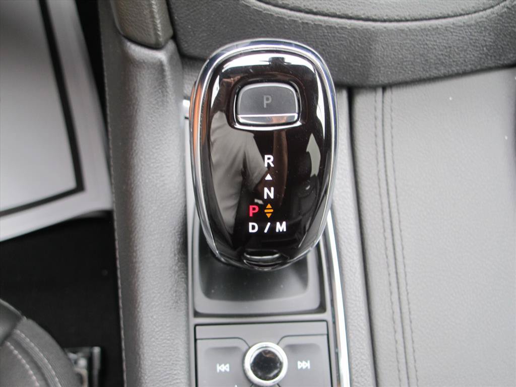 Used 2023 Cadillac XT6 Premium Luxury FWD image 16