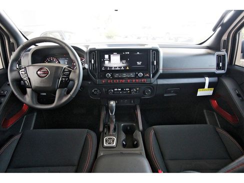New 2026 Nissan Frontier PRO-4X w/ Pro-4x Convenience Package image 7