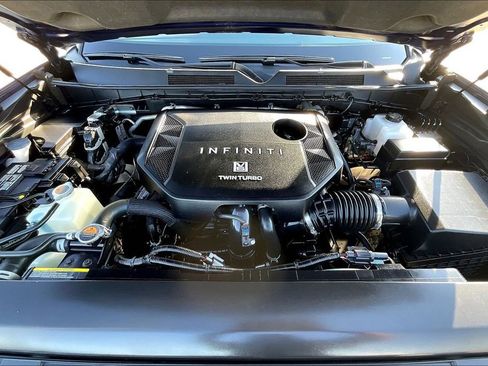 Certified 2025 INFINITI QX80 Pure image 11