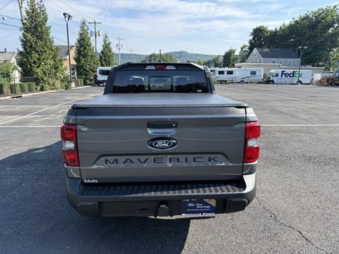 Certified 2025 Ford Maverick Lariat AWD/4WD image 5