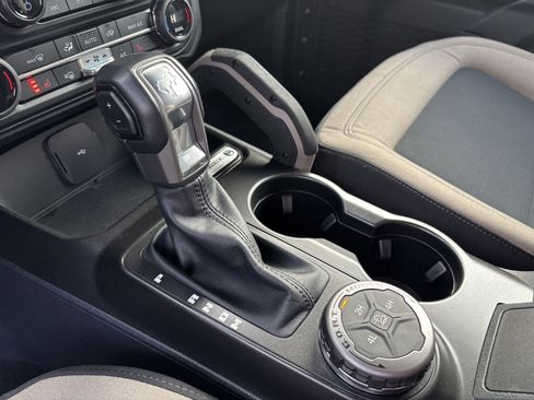 Used 2021 Ford Bronco Big Bend image 27