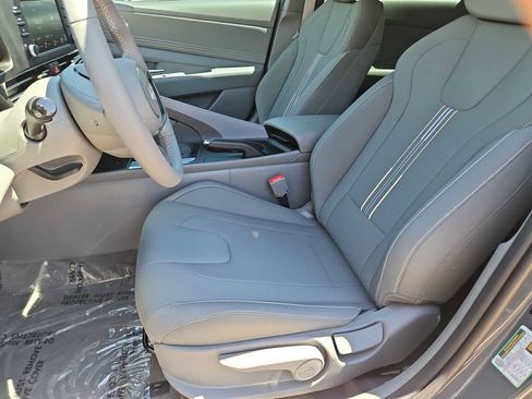 New 2026 Hyundai Elantra Sport FWD image 16