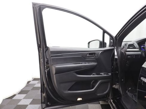 Used 2023 Honda Odyssey Sport image 4