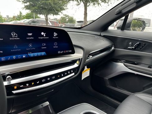 New 2026 Cadillac Lyriq Premium Luxury RWD image 21