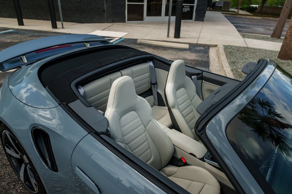 Used 2025 Porsche 911 Turbo S AWD/4WD image 9