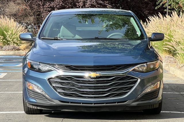 Used 2025 Chevrolet Malibu LT FWD image 9