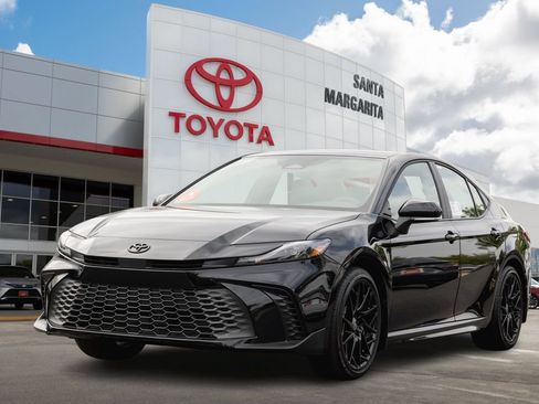 New 2026 Toyota Camry SE FWD image 1