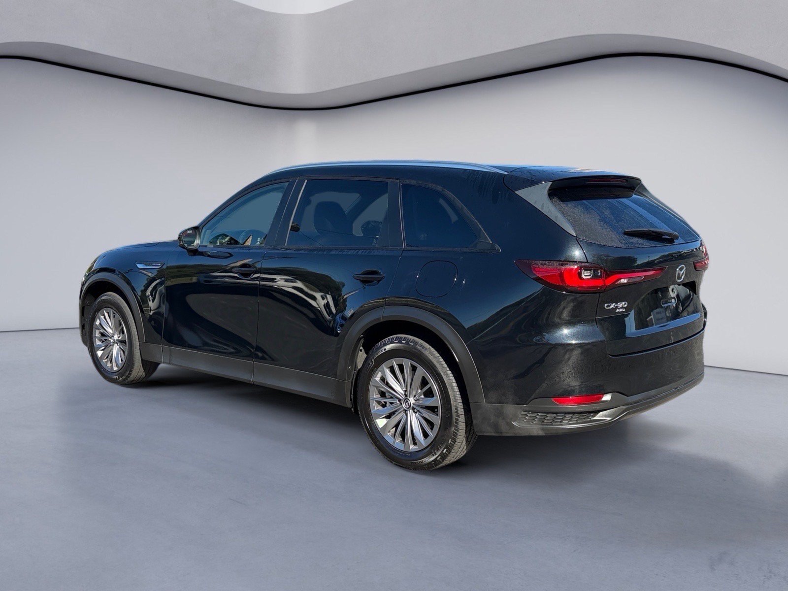 Used 2025 MAZDA CX-90 3.3 Turbo w/ Select Package AWD/4WD image 3