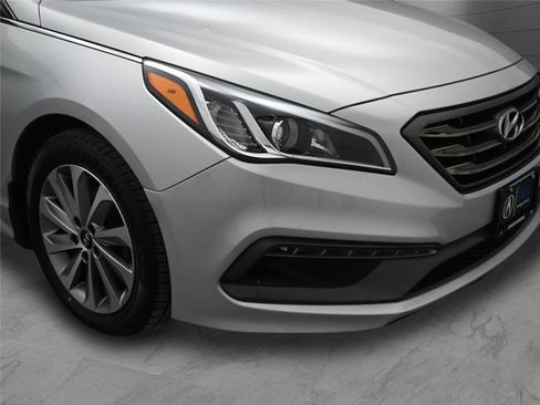 Used 2017 Hyundai Sonata Sport image 15