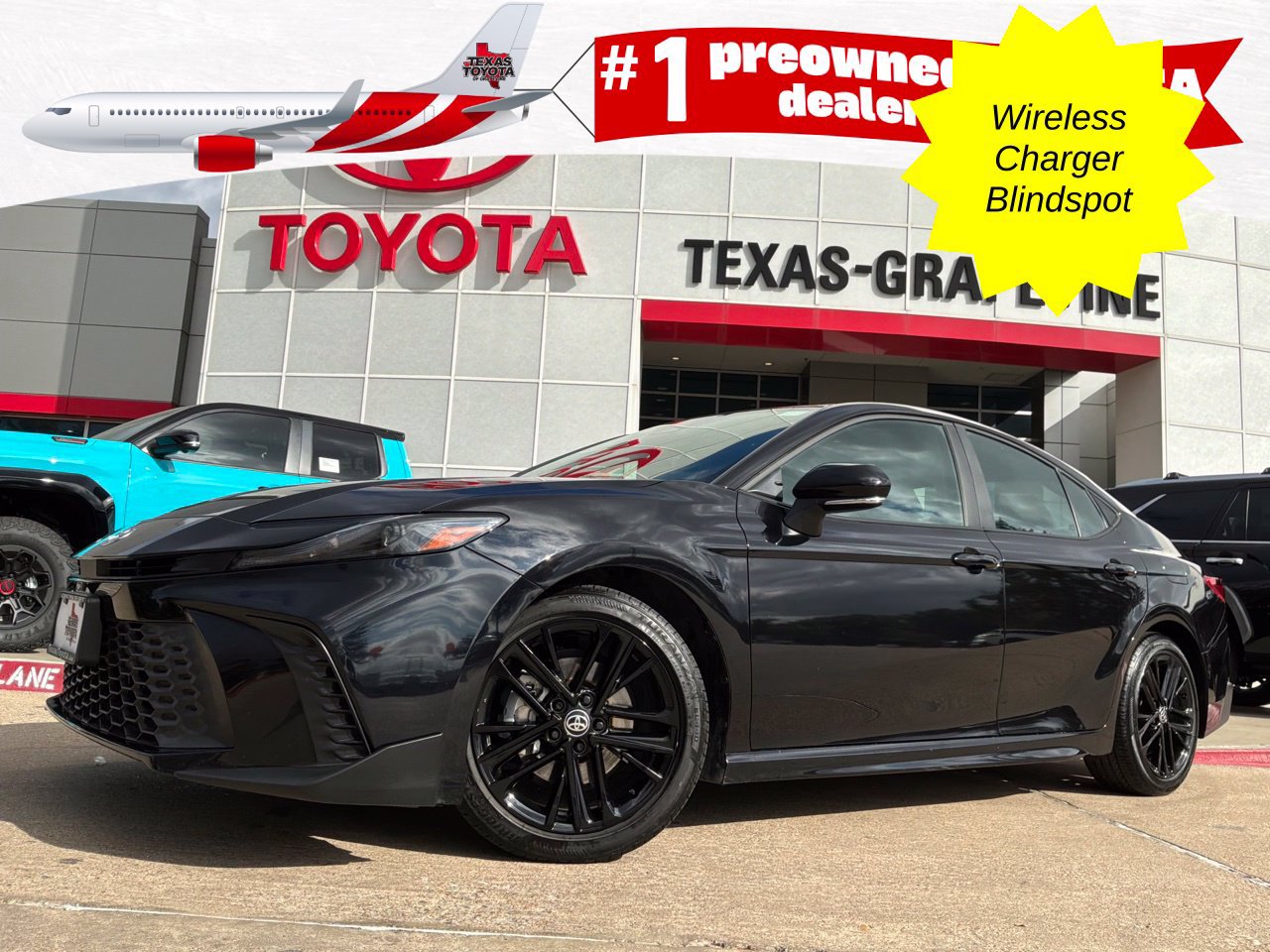 Used 2026 Toyota Camry SE FWD image 1