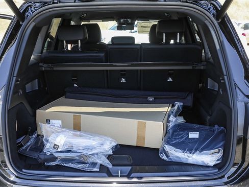 New 2024 Mercedes-Benz EQB 300 4MATIC image 31
