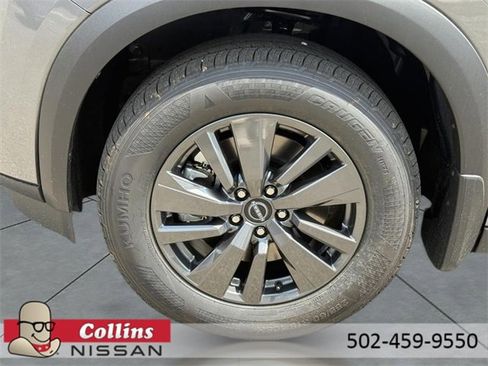 New 2025 Nissan Pathfinder SV w/ Cargo Package image 17