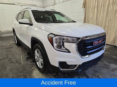 Used 2024 GMC Terrain SLE w/ Driver Convenience Package AWD/4WD image 4