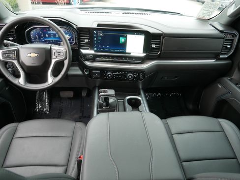 Used 2025 Chevrolet Silverado 1500 LTZ AWD/4WD image 10