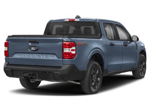 Used 2025 Ford Maverick XLT w/ XLT Luxury Package AWD/4WD image 2