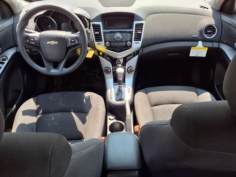 Used 2015 Chevrolet Cruze LT FWD image 11