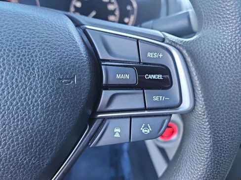 Used 2019 Honda Accord LX image 14