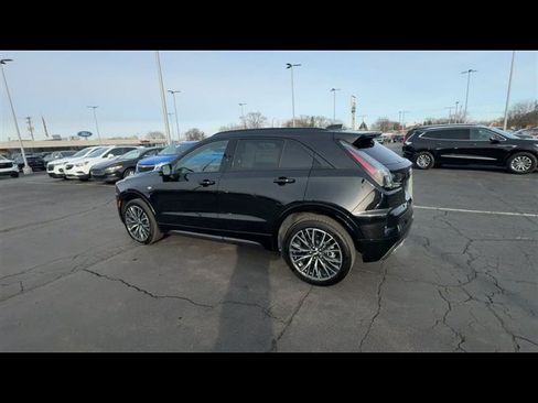 Used 2025 Cadillac XT4 Sport image 6