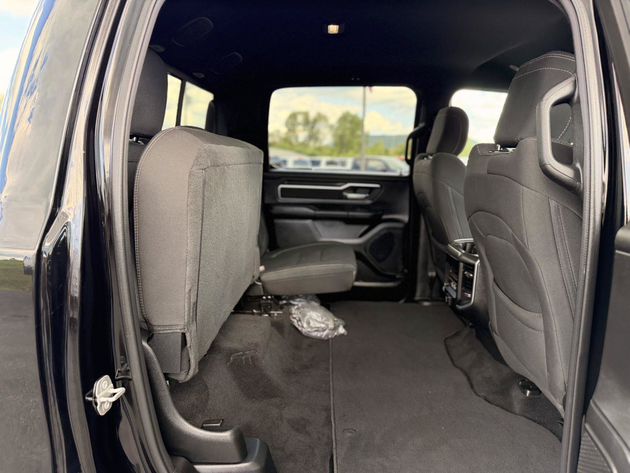Used 2025 RAM 1500 Big Horn AWD/4WD image 17
