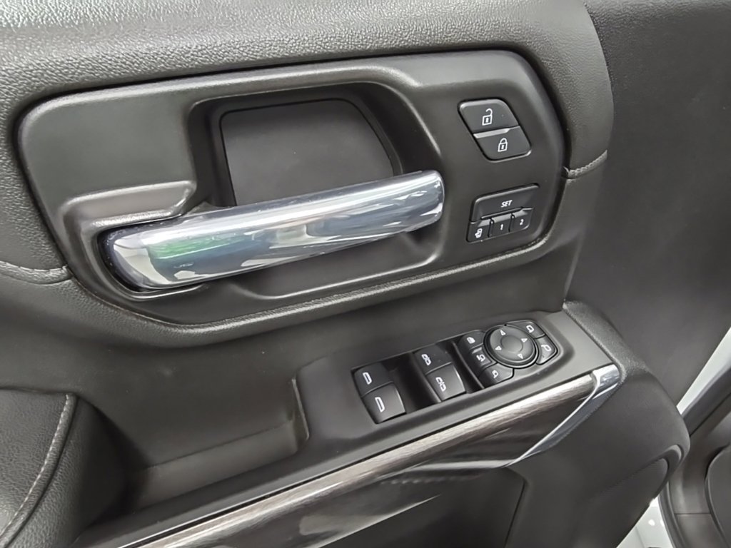 Used 2021 Chevrolet Silverado 2500 LTZ w/ LTZ Plus Package AWD/4WD image 14
