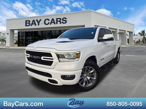 Used 2023 RAM 1500 Laramie AWD/4WD image 1