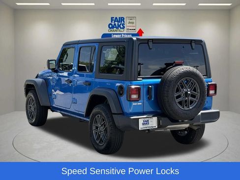 Used 2024 Jeep Wrangler Unlimited Sport AWD/4WD image 10