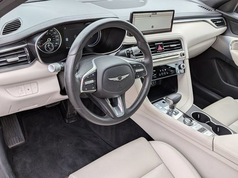 Used 2024 Genesis G70 2.5T RWD image 16