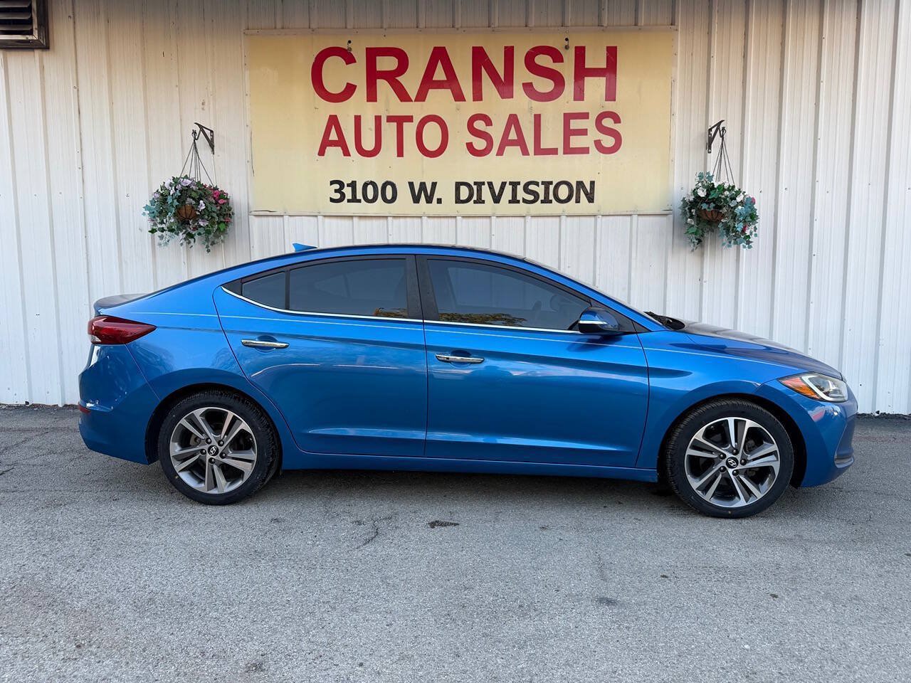Used 2017 Hyundai Elantra Limited FWD image 6