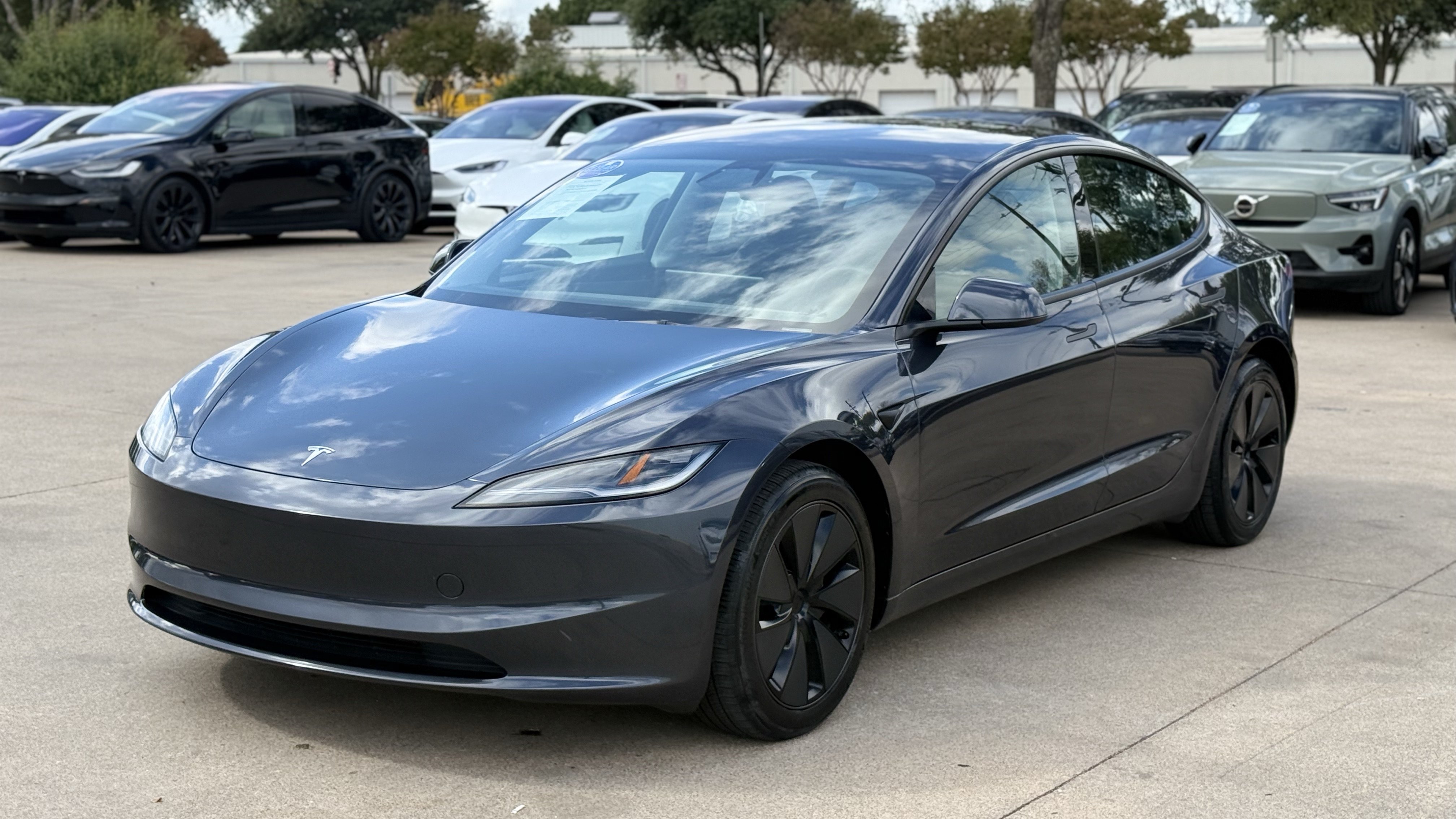 Used 2025 Tesla Model 3 Long Range RWD image 5