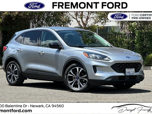 Certified 2022 Ford Escape SE w/ SE Sport Appearance Package FWD image 1