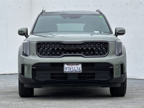 Used 2025 Kia Telluride AWD image 9
