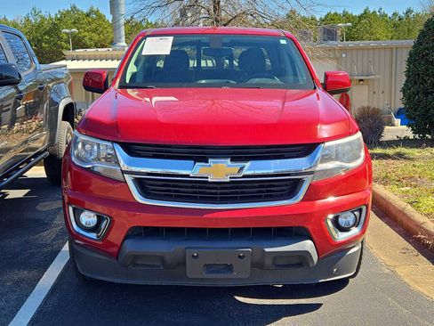Used 2016 Chevrolet Colorado LT w/ LT Convenience Package image 2